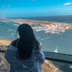 Meet your Posher, Ronika